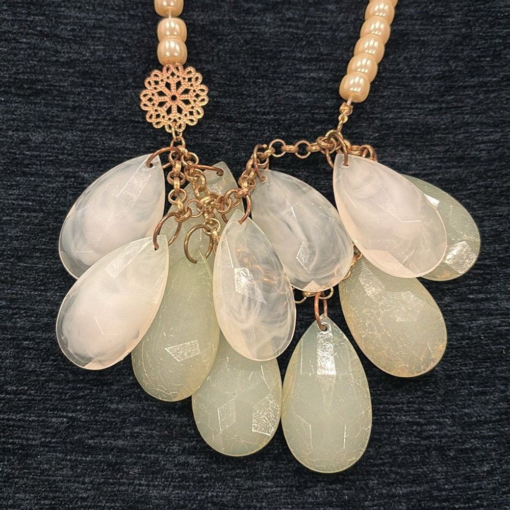 Joan Rivers teardrop necklace - Picture 4 of 6